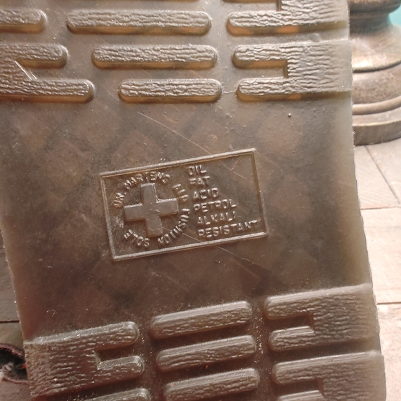 Dr. Martens Tan Leather Belt